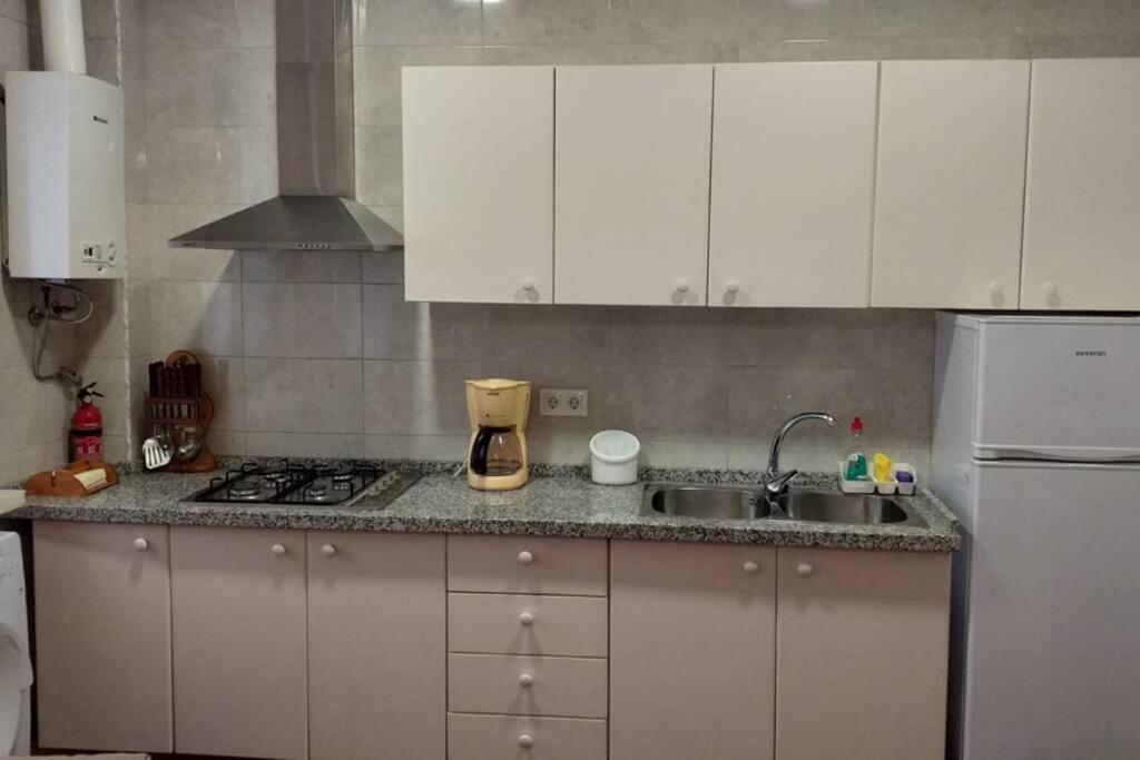 Apartament Apartamento Al-Zhara, Junto Puente Romano Kordoba Zewnętrze zdjęcie